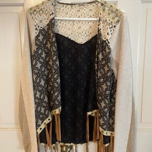 Gimmicks by BKE (Buckle) high/low open front, lightweight sweater jacket